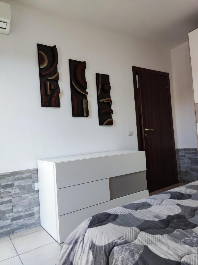 Vico Stazione Apartment Uta Exterior photo