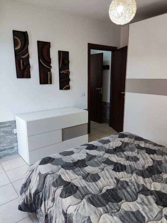 Vico Stazione Apartment Uta Exterior photo